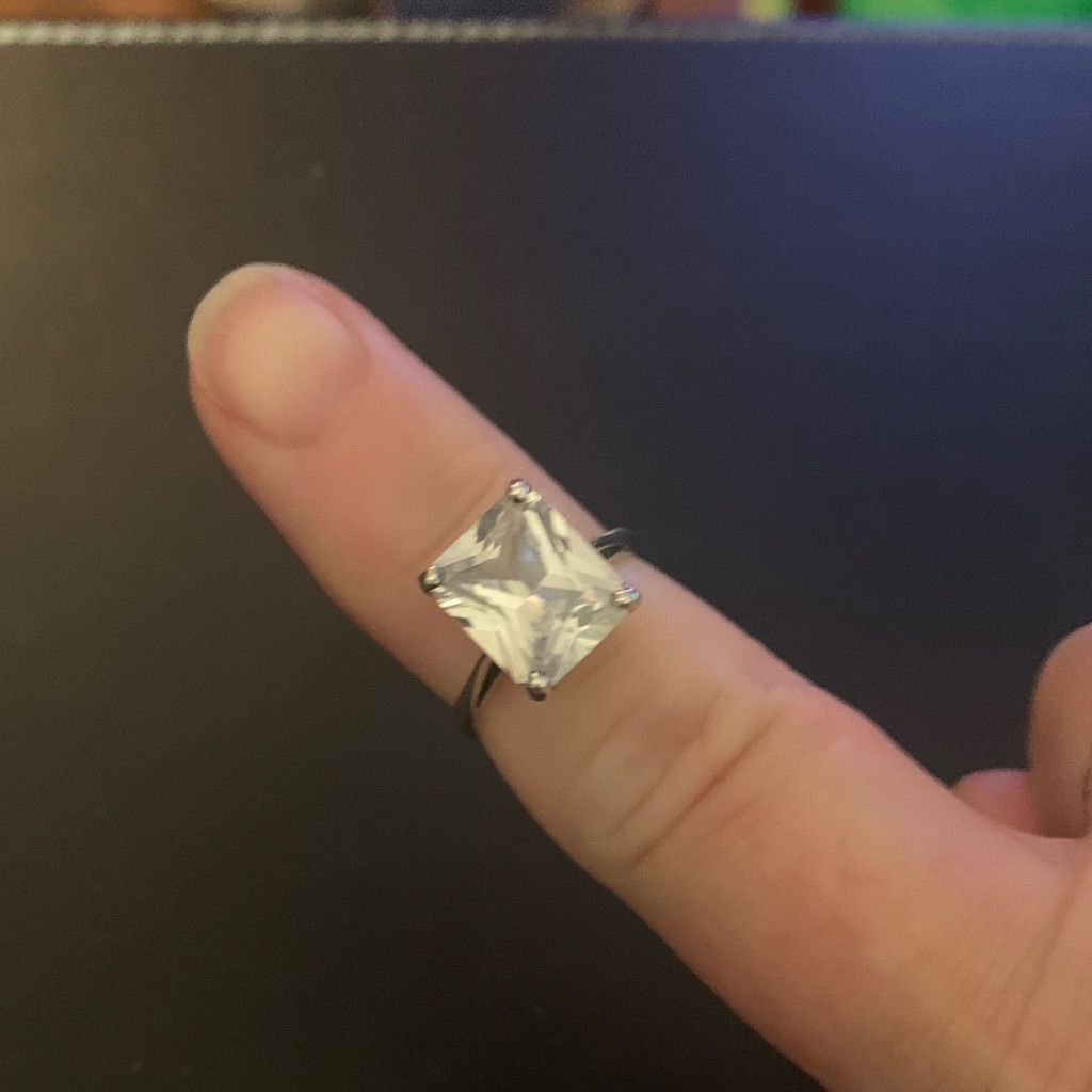 Tashi Stunning Silver Ring With Cz Gemstone Size 7